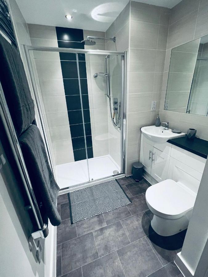 史云顿Burkhardt Hall- Parking Included- Sleeps 4公寓 外观 照片